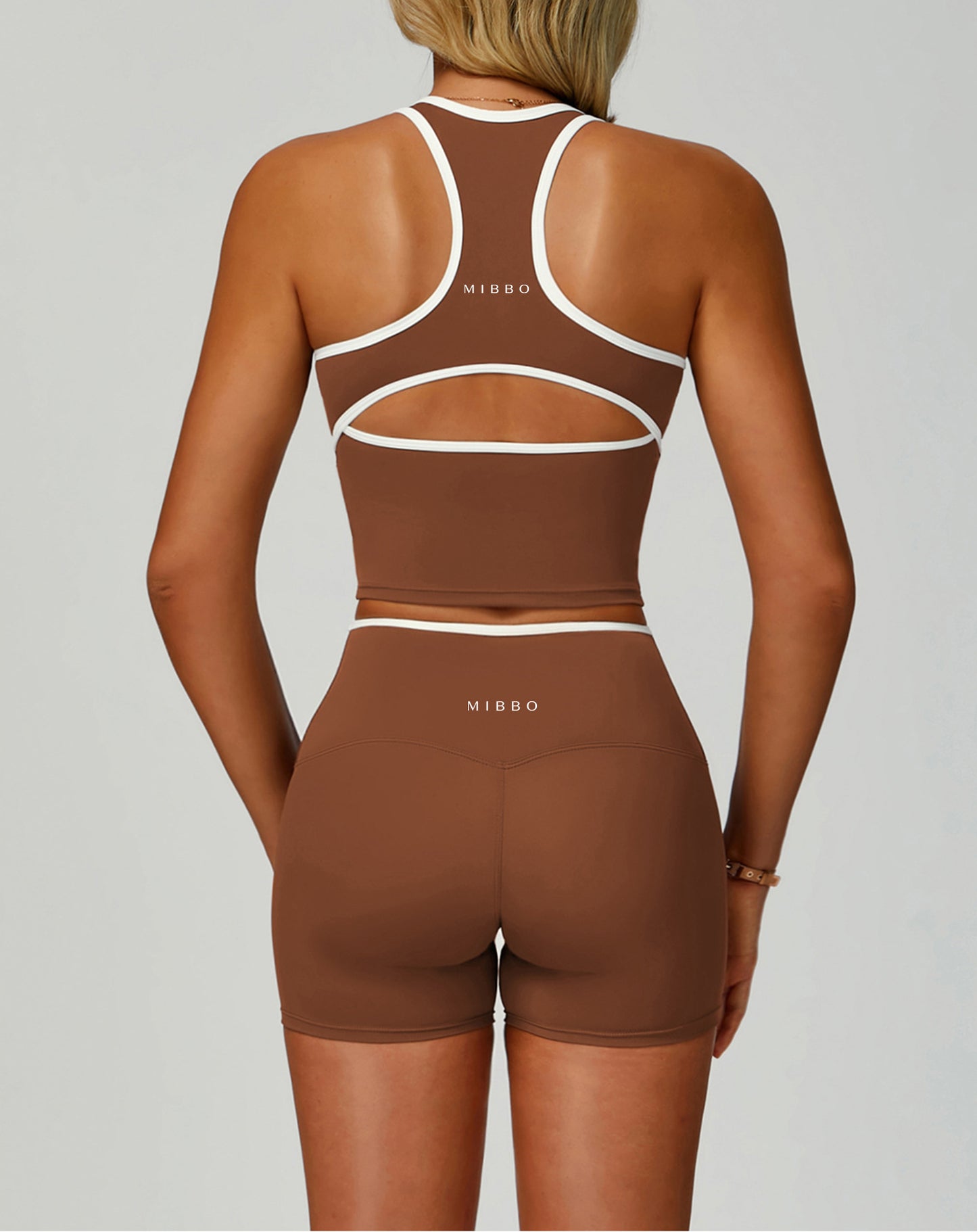 Completo Sportivo Modellante Donna con Shorts – GRACE Sculpt Set Marrone | MIBBO